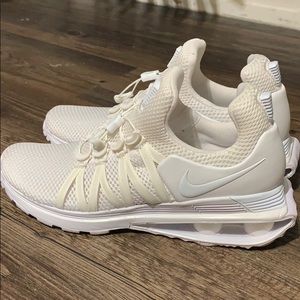 Like New White Nike’s